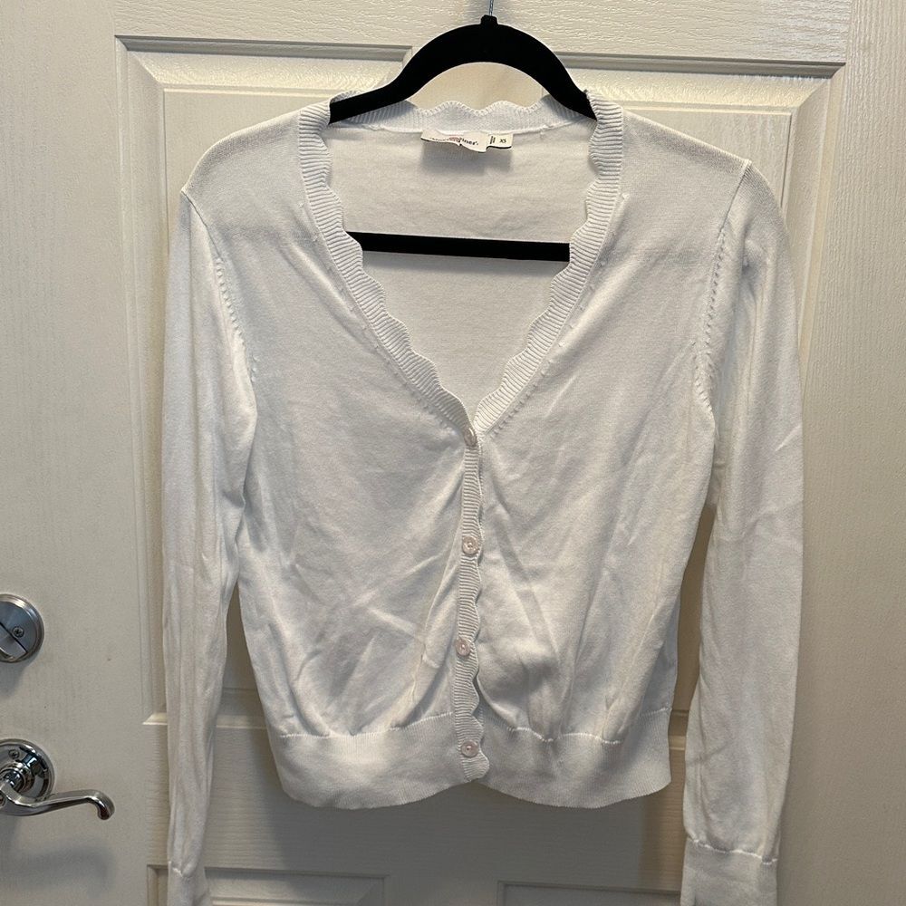 Vineyard Vines White Scalloped Cardigan